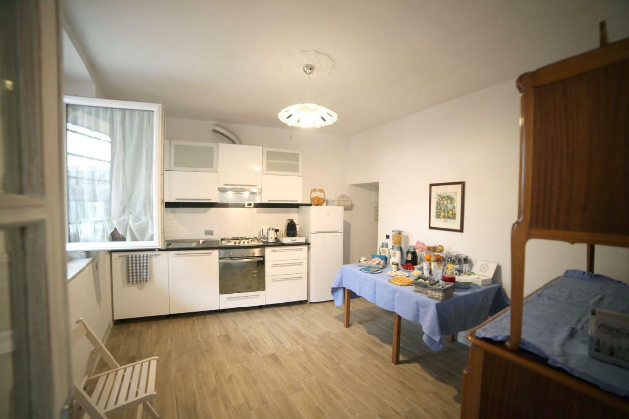 B&B Agora Sarzana Exterior photo